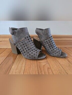 Maurices Grey Cutout Open-Toe Block Heel Sandals